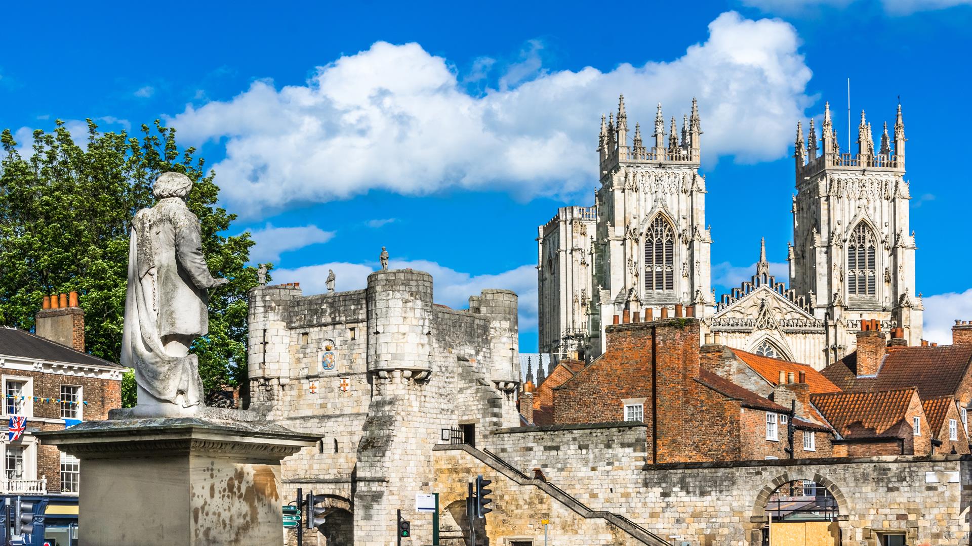 coach holidays to york